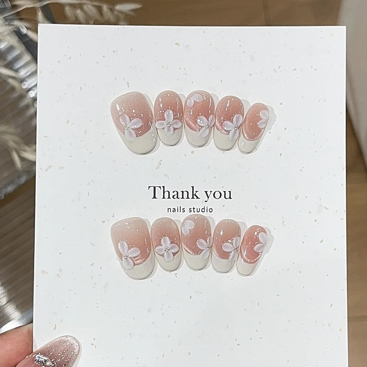 10Pcs White French Pink Heart Diamond Manicure Art Gentle Sweet Short Oval Artificial Wearing Nails Patch Full Cover Press Ons