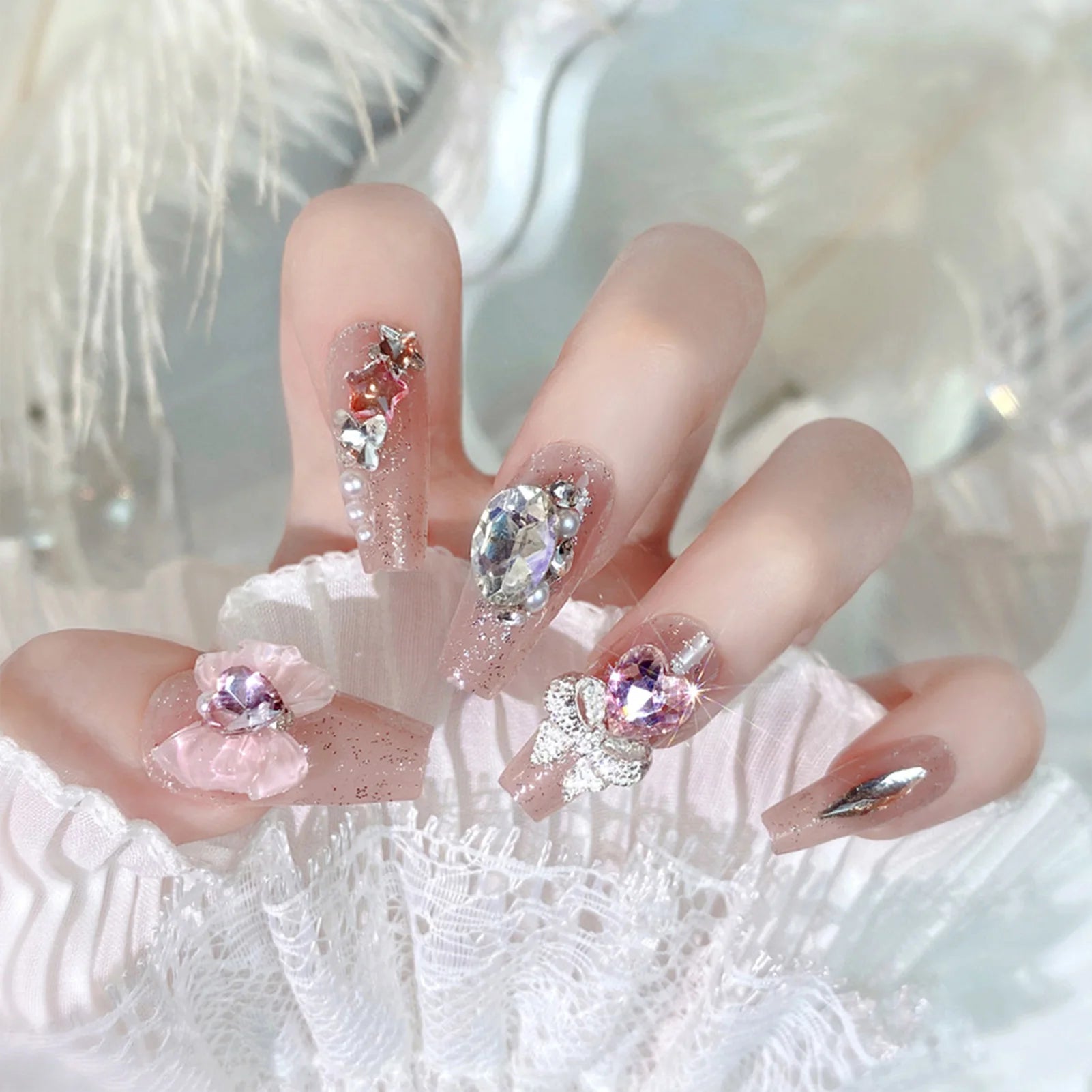 24pcs New Year Heavy Metal Press on Nails Chinese Bride Wedding Fake Nails Full Cover Wearable Shiny Large Crystal False Nails