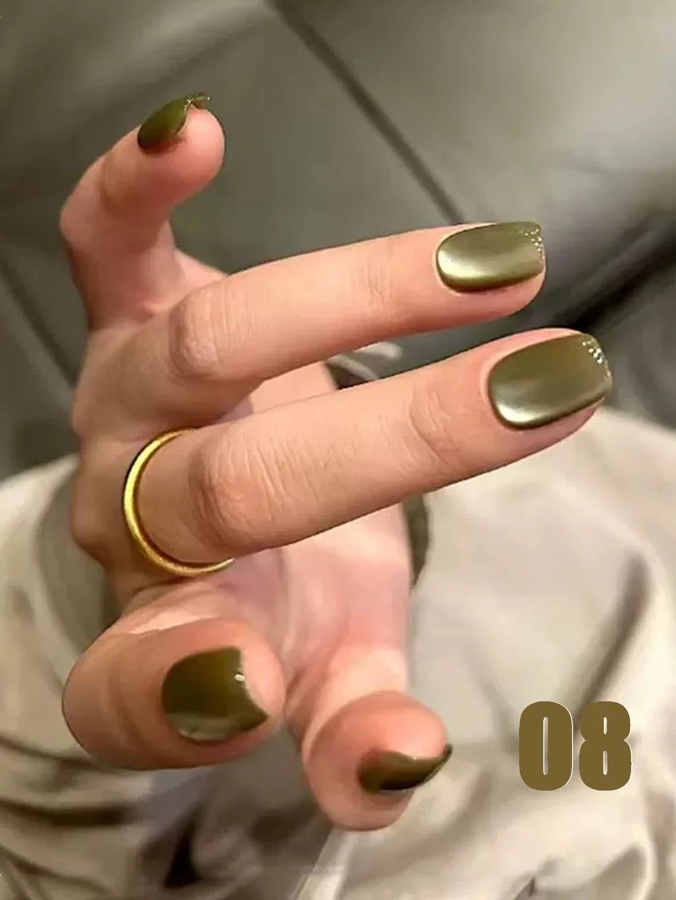 MIANEL 12ML Emperor Green Cat Eye Gel Nail Polish Whitenning Nails Green Nails Suitable For Nail Salons Nail Supplies  1-21pcs