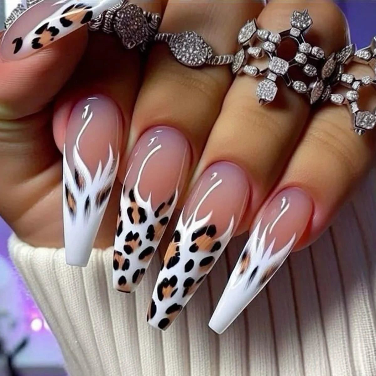 24 pieces of short square fake nails, featuring a halo dyed gradient heart and a colorful French design in European and American