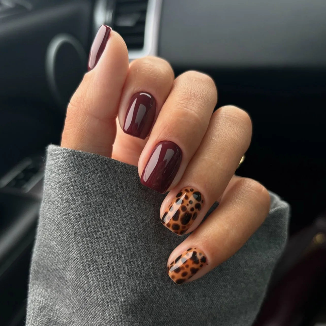 3D Bowknot Pearl Wearable Nail Art Fashion Leopard French Nude Almond Fake Nails Detachable Finished False Nails Press on Nails