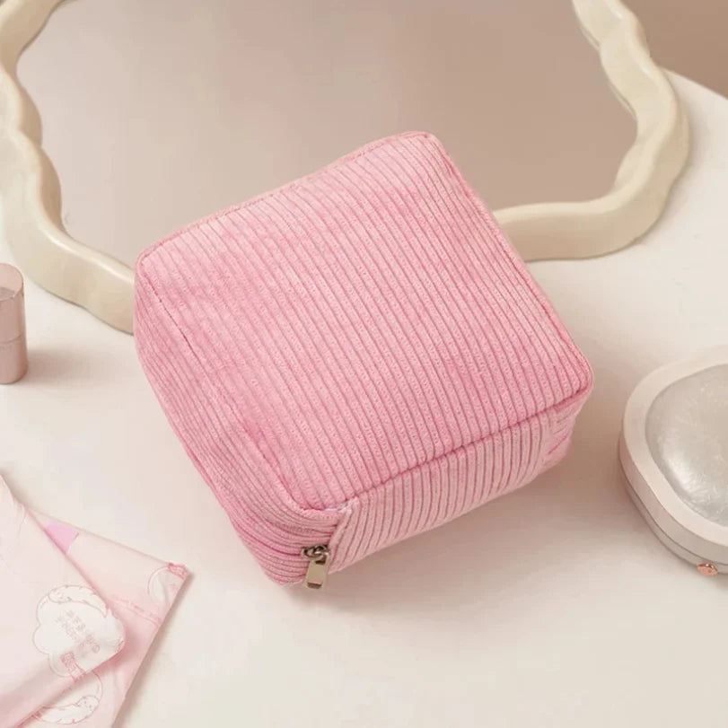 Sanitary Napkins Organizer Bags Women Portable Makeup Lipstick Travel Organizer Bag Multifunctional Mini Earphone Storage Pouch