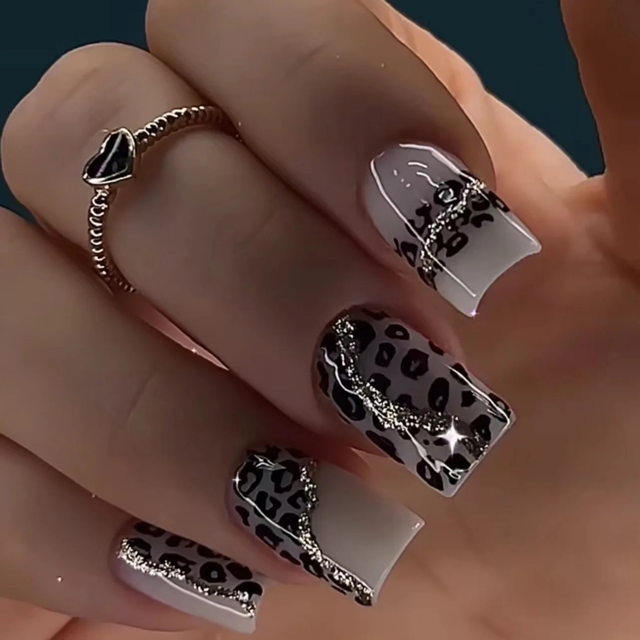 Black Leopard Print Light Yellow French Red Flowers Fake Nails Fashion Detachable Finished False Nails Press on Nails with Glue