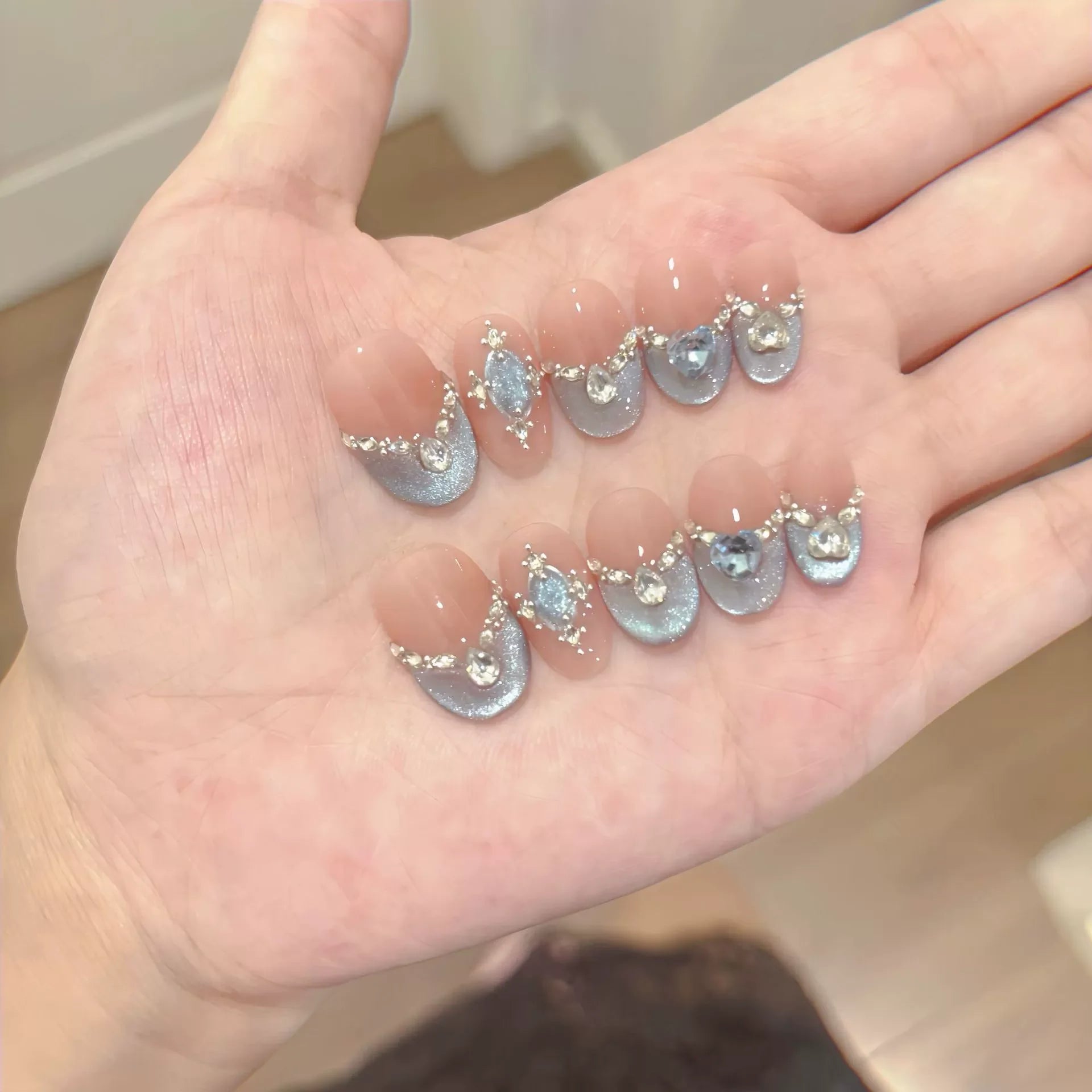 10Pcs White French Pink Heart Diamond Manicure Art Gentle Sweet Short Oval Artificial Wearing Nails Patch Full Cover Press Ons