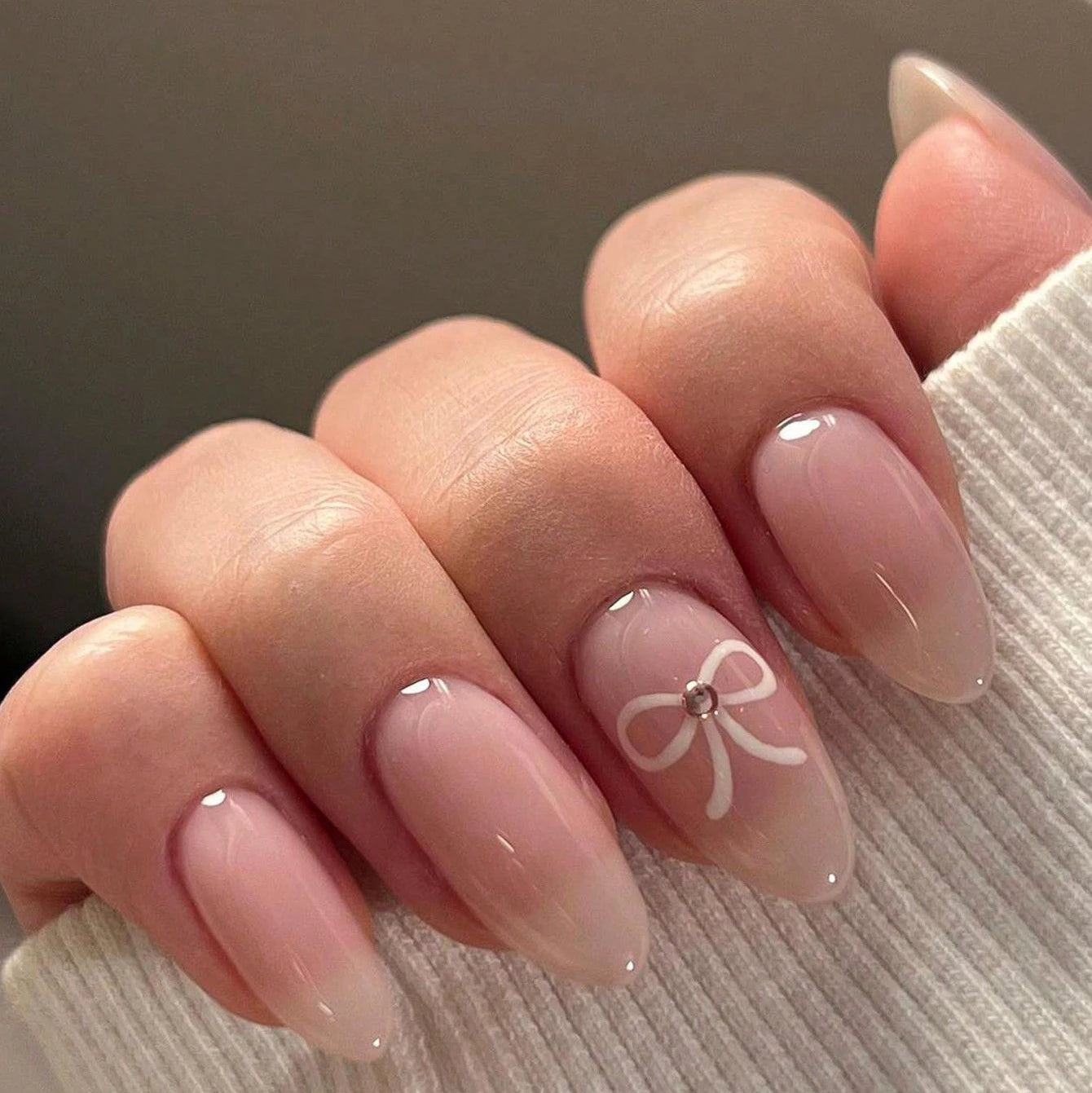 ARTAUG 24PCS Medium Stiletto Pink Black French Tip Press On Nails Star Pattern Glitter Press On Nails