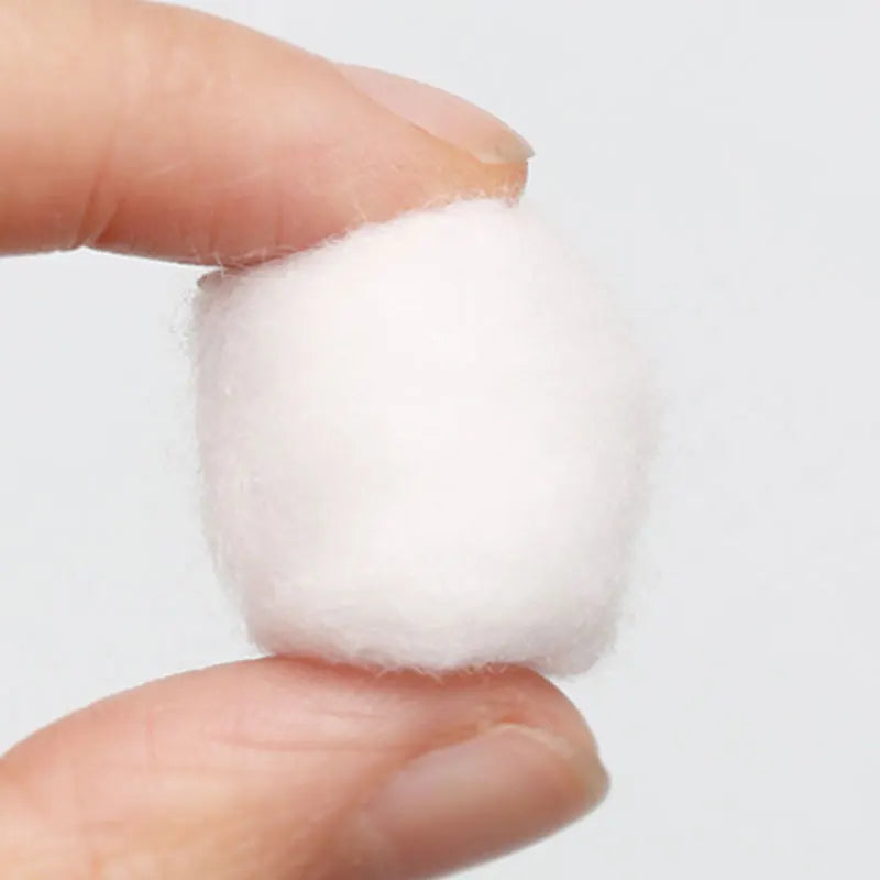 100Pcs/Pack Cotton Balls Nail Polish Remover Cleaning Tool UV Gel Nail Tips Cleaner Nail Art Manicure Assossories
