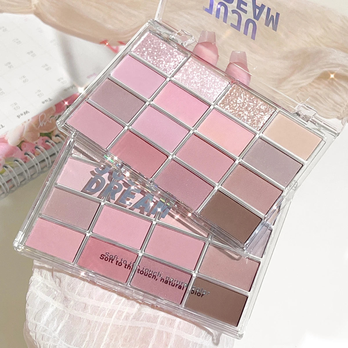 Korean 16 color eyeshadow plate, pearlescent matte lying silkworm, brighten low saturation earth color daily makeup