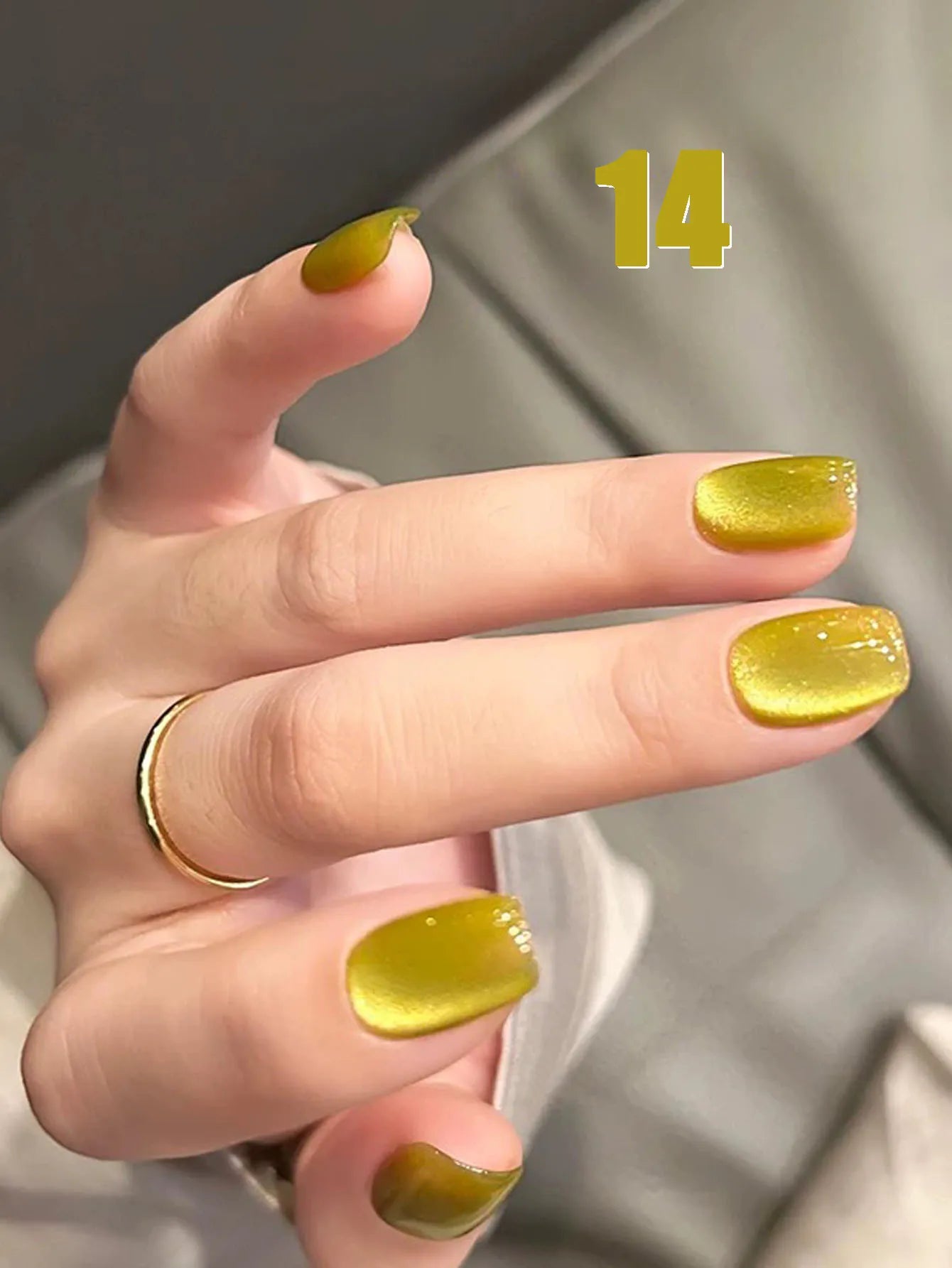 MIANEL 12ML Emperor Green Cat Eye Gel Nail Polish Whitenning Nails Green Nails Suitable For Nail Salons Nail Supplies  1-21pcs