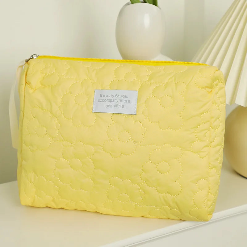Embroidery Large-Capacity Cosmetic Bag Waterproof Portable Storage Bag Travel Makeup Pouch