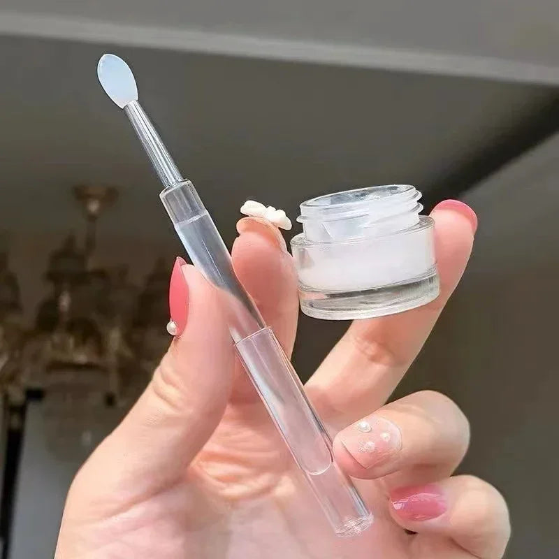 Silicone lip brush with cover, dustproof lipstick brush, glitter eyeshadow brush, portable multi-purpose brush