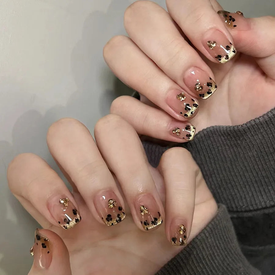 3D Bowknot Pearl Wearable Nail Art Fashion Leopard French Nude Almond Fake Nails Detachable Finished False Nails Press on Nails