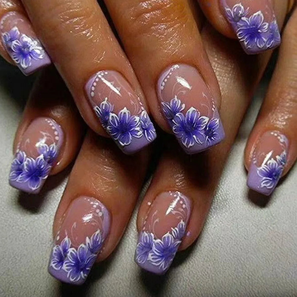 24pcs Sweet Cool False Nails Gradient French Fake Nail Tips with Purple Flowers Design Short Square Press on Nails Colorful Nail