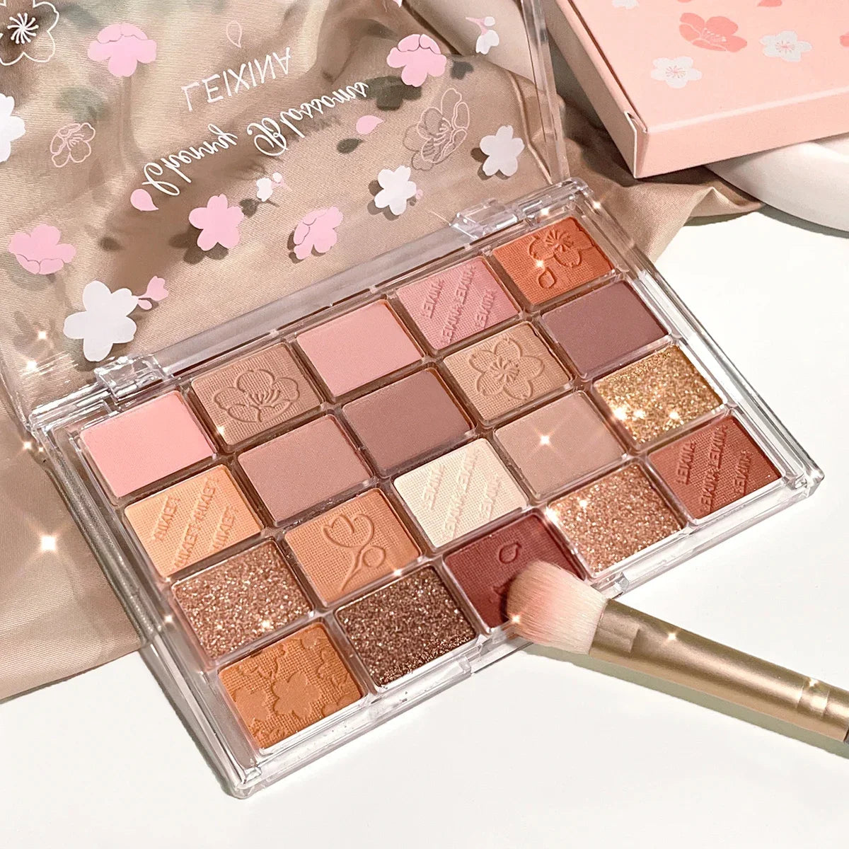 20-Color Eyeshadow Palette - Shimmer & Matte Pigmented