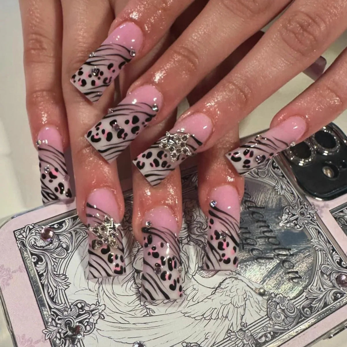 Black Leopard Print Light Yellow French Red Flowers Fake Nails Fashion Detachable Finished False Nails Press on Nails with Glue